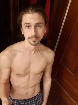 OnlyFans account  kingofnerds avatar 1