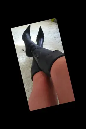 OnlyFans of half5footsie