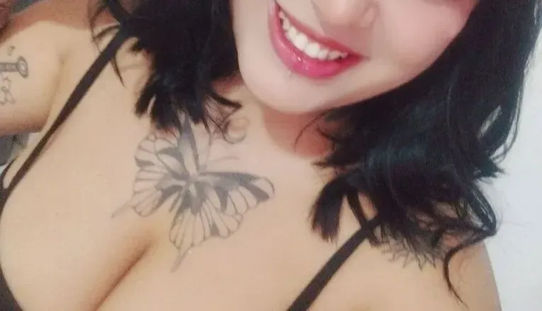 OnlyFans cuenta shygothblue header 2
