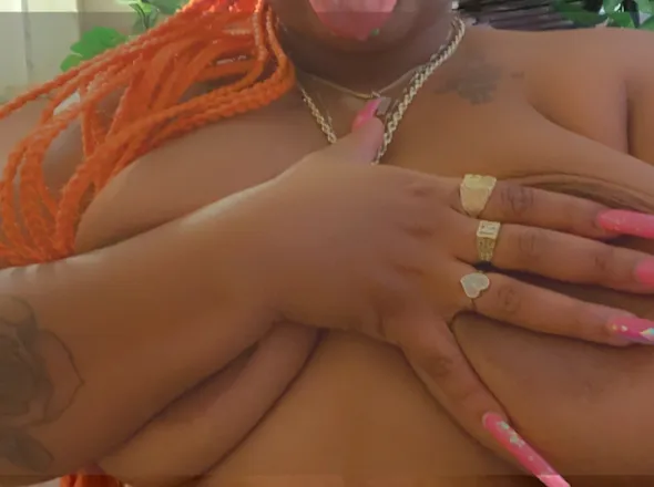 OnlyFans cuenta finessethagoddess header 2