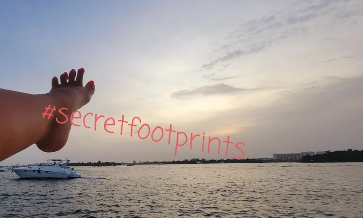 OnlyFans cuenta secretfootprints header 2
