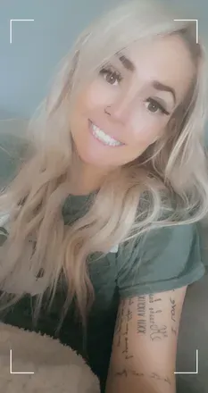 OnlyFans account  blondegunshell avatar 1
