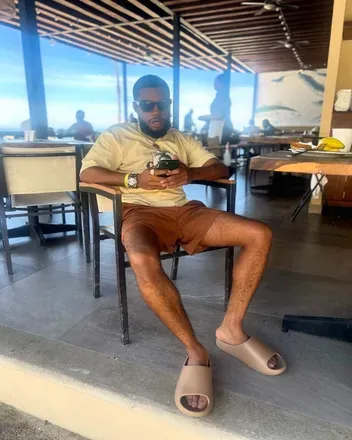 OnlyFans of longnstrong98