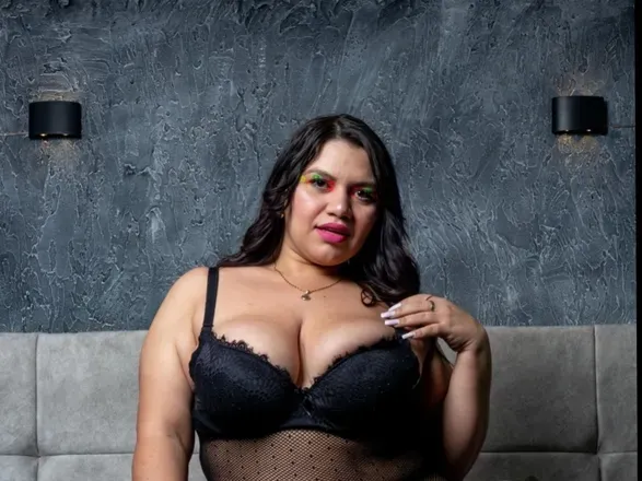 OnlyFans account  daxyhil21 header 2