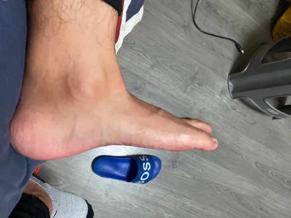 OnlyFans cuenta feetboyi avatar 1