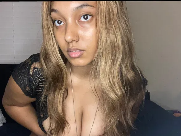 OnlyFans cuenta harmoneeye avatar 1