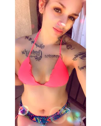 OnlyFans cuenta veelorriane7 header 2