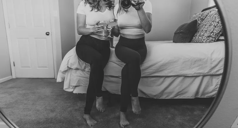 OnlyFans cuenta cocktailsandcleavage2 header 2