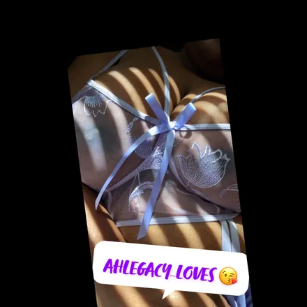 OnlyFans cuenta ahlegacy_loves header 2