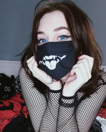 OnlyFans account  angst_machine avatar 1