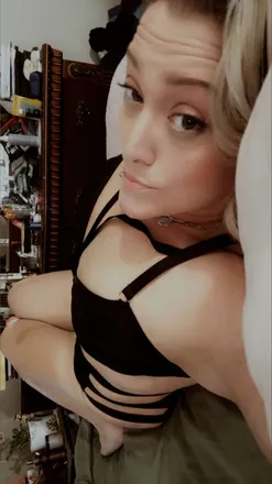 OnlyFans account  missalannaeous1 header 2