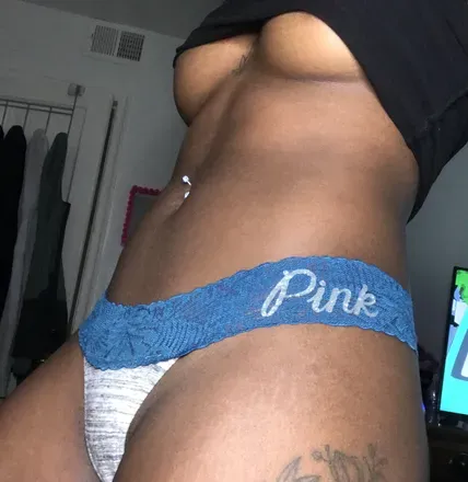 OnlyFans account  kminx avatar 1