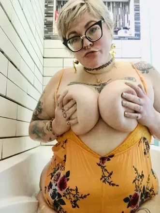 OnlyFans cuenta b4c0nb1tz avatar 1