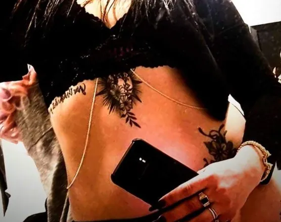 OnlyFans account  vikkisecret header 2