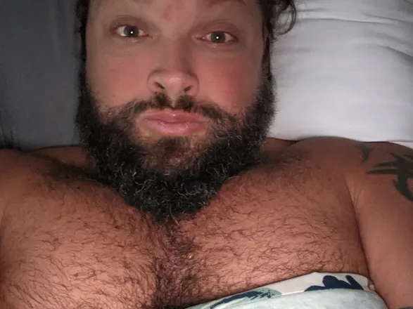OnlyFans cuenta beardedmullet header 2