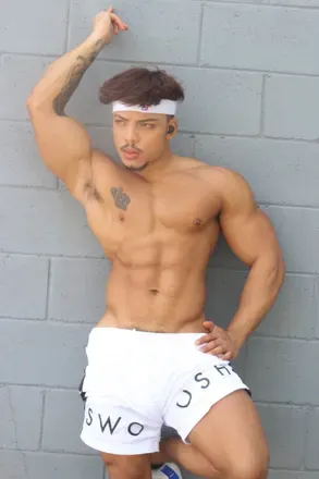 OnlyFans account  vinnyroyofficial avatar 1