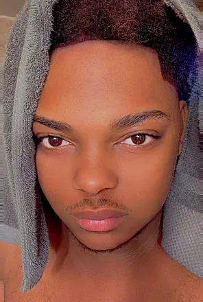 OnlyFans account  thatsray23 avatar 1