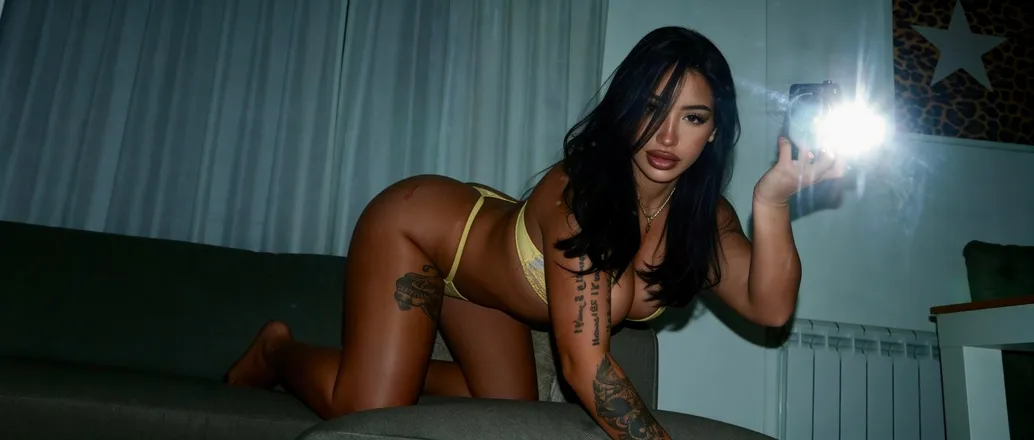 OnlyFans cuenta leylaamaris header 2