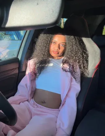 OnlyFans of cheekymarrr