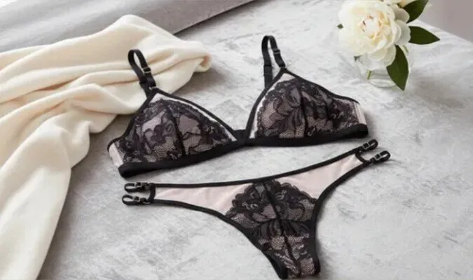 OnlyFans account  miacalien header 2
