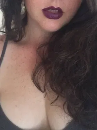 OnlyFans cuenta obeygoddesselle avatar 1