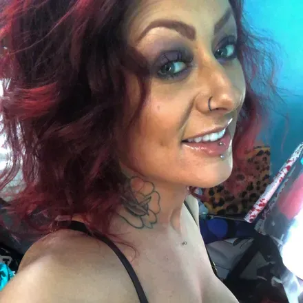 OnlyFans account  vikkivendetta avatar 1
