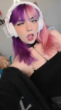 OnlyFans account  deelazeefree avatar 1