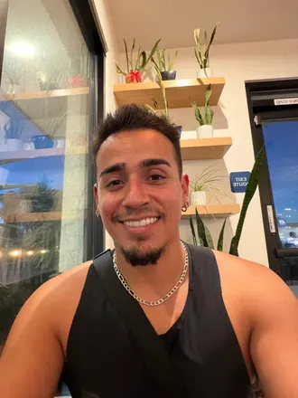OnlyFans account  hoezeiiii avatar 1