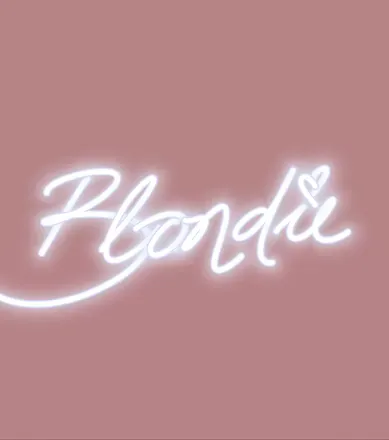 OnlyFans cuenta blondiebunnycake header 2