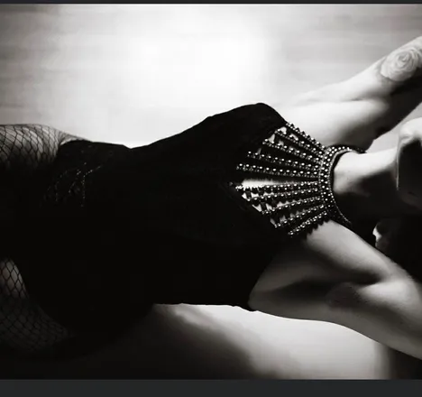 OnlyFans cuenta lorieplay header 2