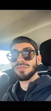OnlyFans account  troyakhileo avatar 1