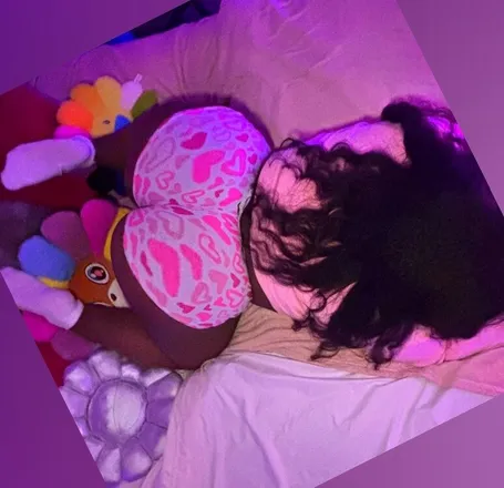 OnlyFans account  shefine header 2