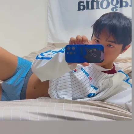 OnlyFans cuenta sharksharkgun header 2