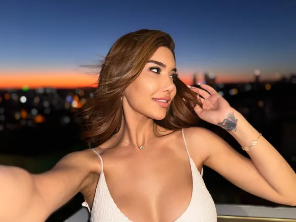 OnlyFans cuenta onlyforryou header 2