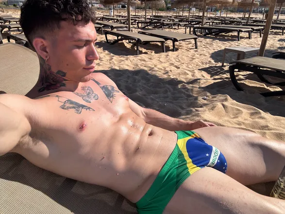 OnlyFans cuenta xemiliox header 2