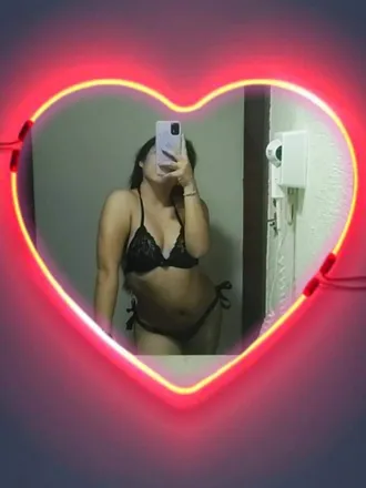 OnlyFans cuenta thebellanella header 2