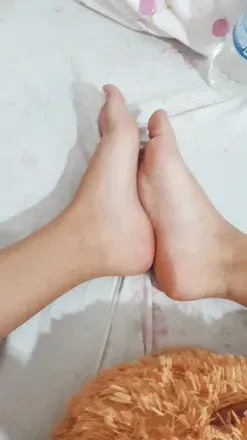 OnlyFans cuenta oursprettyfeet avatar 1