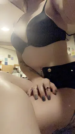 OnlyFans cuenta violetgirl72 avatar 1