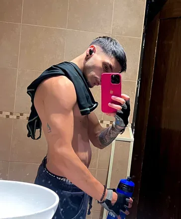 OnlyFans cuenta emabrown.off avatar 1