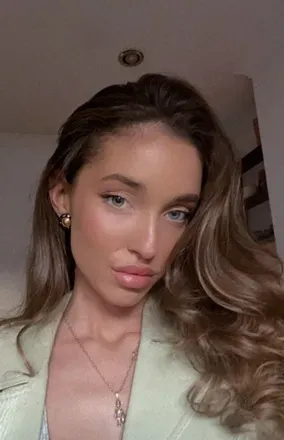 OnlyFans account  worshipymyfeet avatar 1