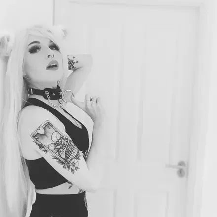 OnlyFans cuenta mythicalxmystical header 2