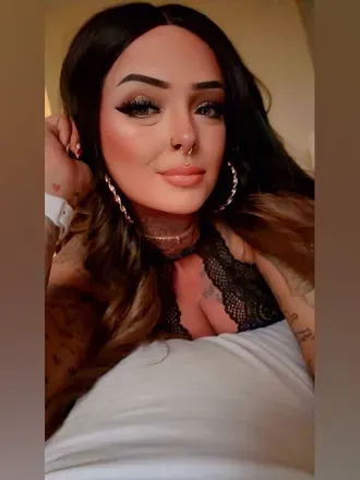 OnlyFans cuenta tattooedchick33 avatar 1