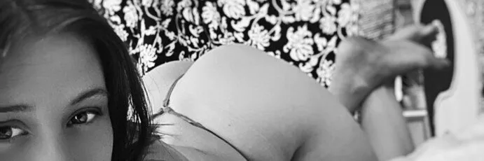 OnlyFans cuenta anyka_brown header 2