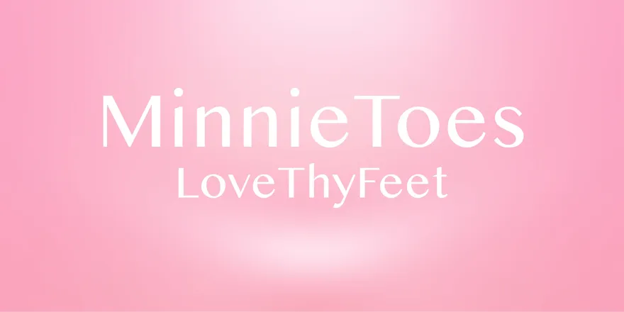 OnlyFans cuenta minnietoes84 header 2
