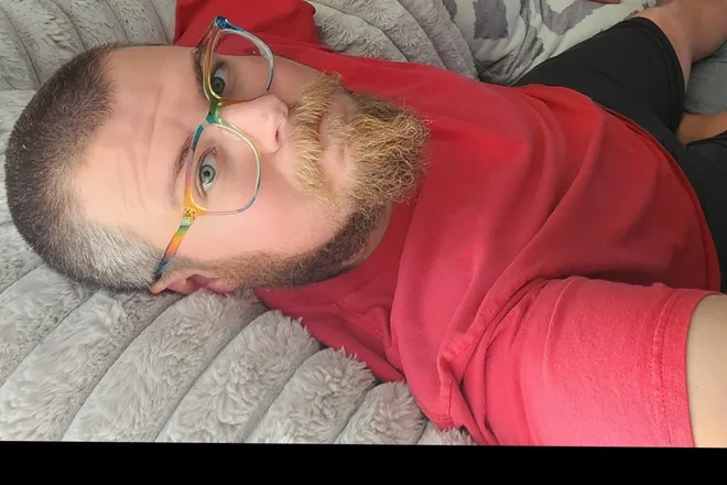 OnlyFans cuenta twitchycub header 2