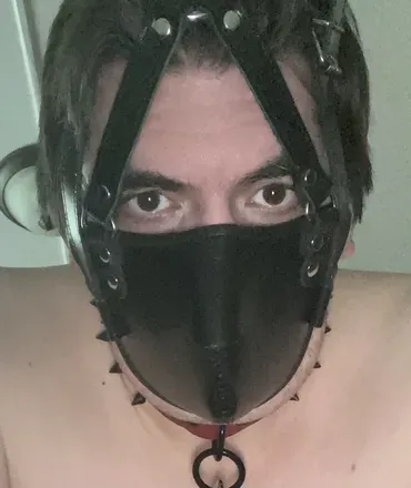 OnlyFans cuenta crimson_tails avatar 1