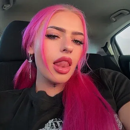 OnlyFans account  worshipmeordiee avatar 1