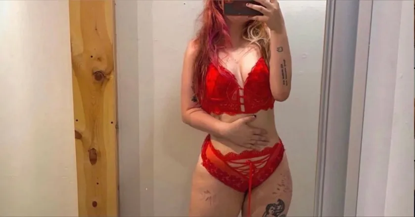OnlyFans account  virtualpetgf header 2