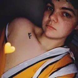 OnlyFans cuenta joey_valentinee avatar 1