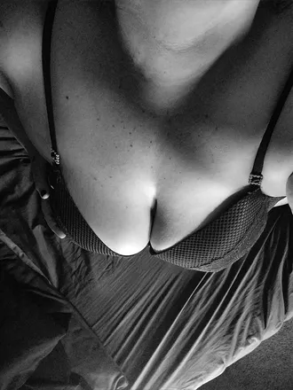 OnlyFans cuenta livelaughlish header 2
